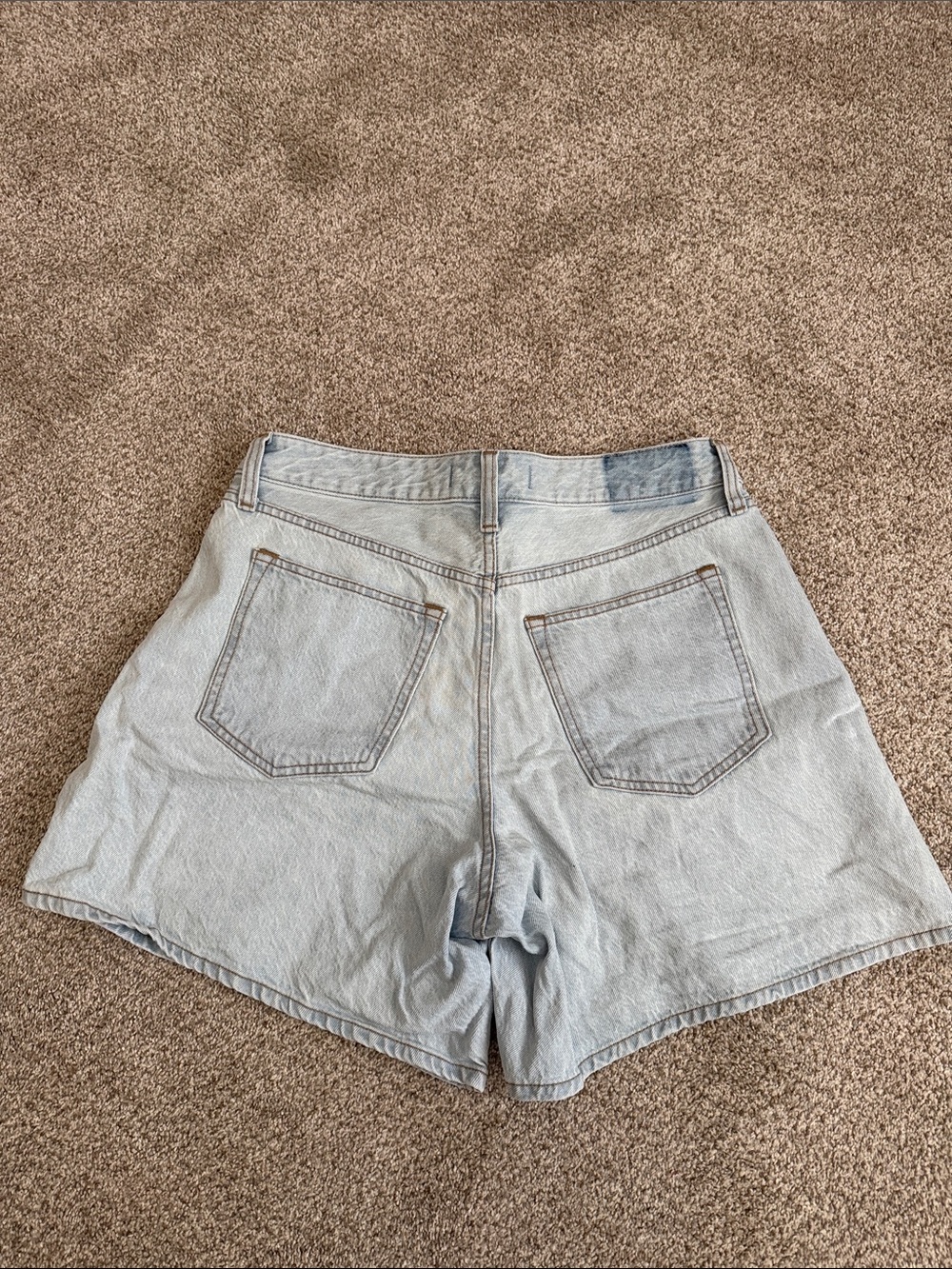 Abercrombie & Fitch Curve Love Light Blue Denim Shorts - Picture 2 of 2